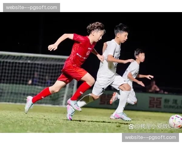 财务压力下，中小球队是坚持风格还是转向更务实的生存足球？